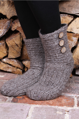 grey-slipper-sock-suede-sole