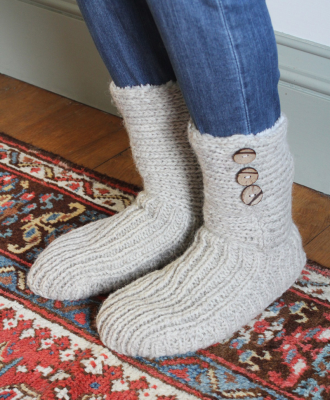 oatmeal-slipper-sock-suede-sole